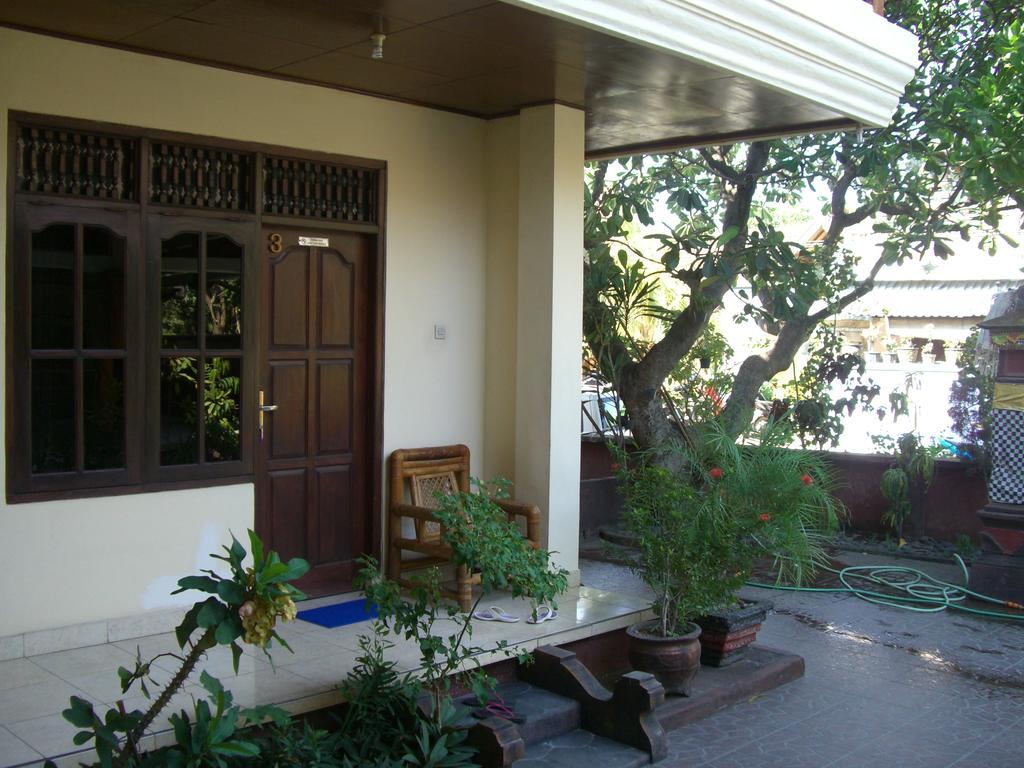 Matahari Tulamben Pensión Exterior foto